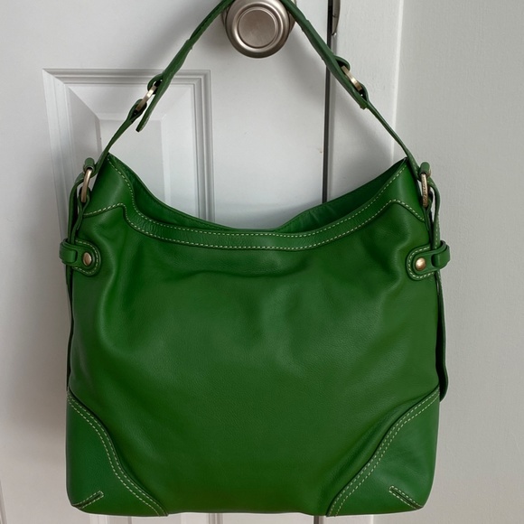 Michael Kors Leather Millbrook Handbag - Picture 10 of 11